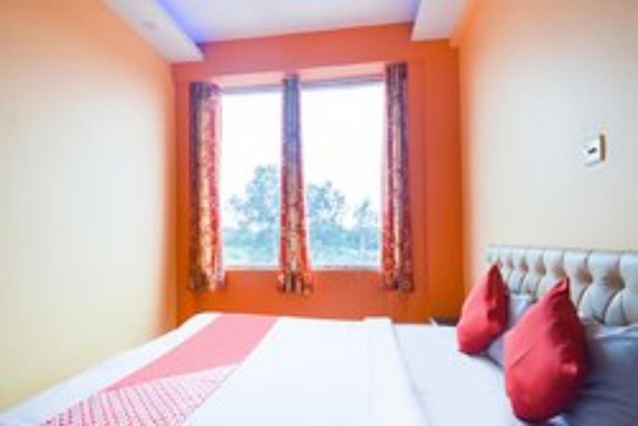 Staymaker Royal Galaxy Durgāpur Extérieur photo